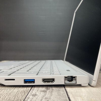 【広島店】中古  FUJITSU LIFEBOOK UH90/H1(Core i7-1360P/16GB/SSD512GB/なし/オンボード/14.0/1920×1200/W11H) 3320004912 