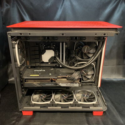 【横浜駅前店】中古  自作PC(Ryzen9 9900X/32GB/RX7800XT/ストレージ無し・OS無し/Wifi) 200939 