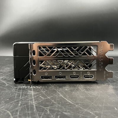 【大須店】中古  SAPPHIRE PULSE Radeon RX 9070 XT GAMING 16GB (RX9070XT 16G) 176948 