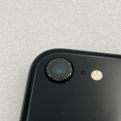 【新潟店】中古  【SIMロック解除済み】【au】Apple iPhoneSE 4.7インチ (第2世代/2020) 64GB (ブラック) MHGP3J/A 新パッケージ版 155749 