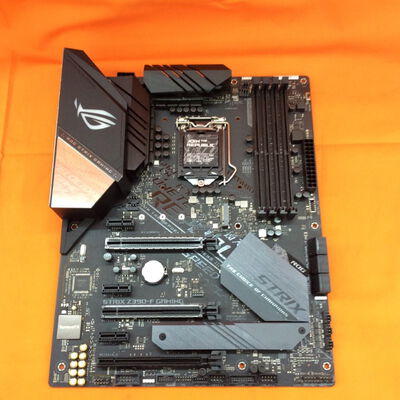 【なんば店】中古  ASUS ROG STRIX Z390-F GAMING (Z390 1151 ATX DDR4) 138866 