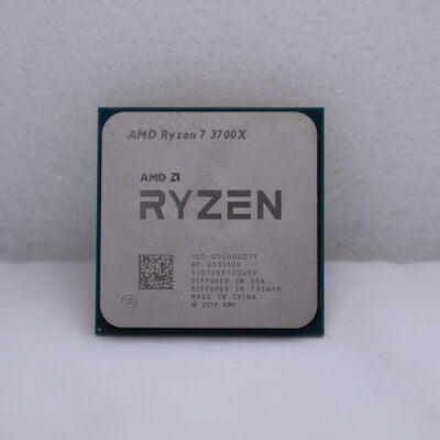 【通販センター】中古  AMD Ryzen 7 3700X (AM4/3.6/36M/C8/T16/65W) 140025 