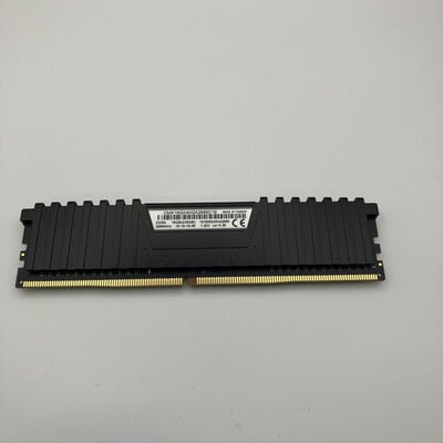 【秋葉原本店】中古  PC4-21300 8GB デスクトップ用 126165 
