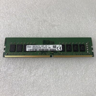 【甲府飯田店】中古  PC4-19200 16GB デスクトップ用(DDR4-2400) 135639 
