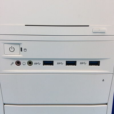 【秋葉原本店】中古  EPSON Endeavor Pro9000 (Intel core i7 9800K 3.8GHz/32GB/SSD500GB/DVD/RTX 2070/-/-/W11H64) 177298 