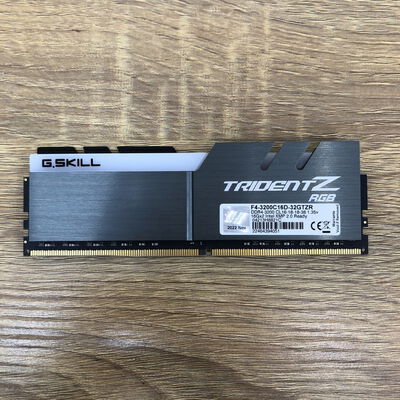 【津ラッツ店】中古  PC4-25600 16GB デスクトップ用 140728 