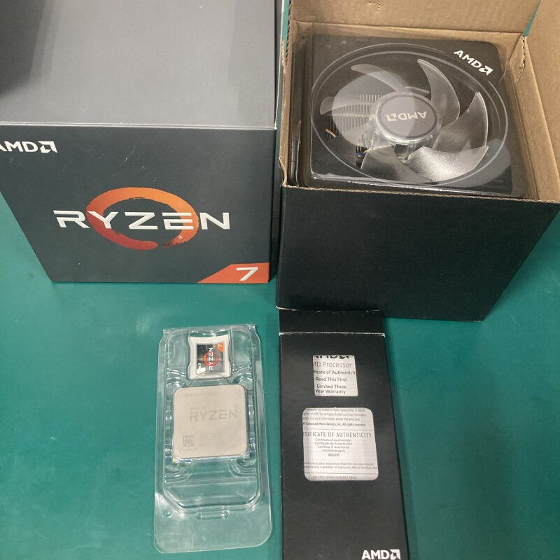 中古 AMD Ryzen 7 2700X (AM4/3.7/20M/C8/T16/105W) 137096 （402635