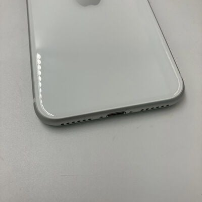 【なんば店】中古  【au】Apple iPhoneSE 4.7インチ (第2世代/2020) 64GB (ホワイト) MHGQ3J/A 新パッケージ版 146172 