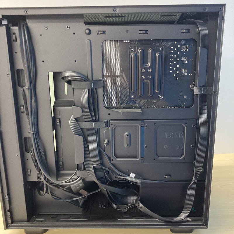 中古 自作パソコン(Ryzen 7 5700X/32GB/SSD1TB/RTX4060