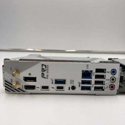 【福井日之出店】中古  ASRock Z890 Pro RS WiFi (Z890 1851 ATX DDR5) 172169 