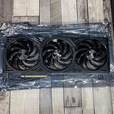 【広島店】中古  Palit NE7507T019T2-GB2031U(RTX5070Ti 16GB GamingPro-S) 188931 