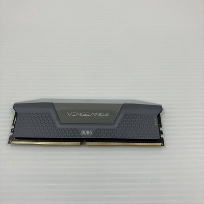 【秋葉原本店】中古  PC5-48000 16GB デスクトップ用(DDR5-6000) 149154 