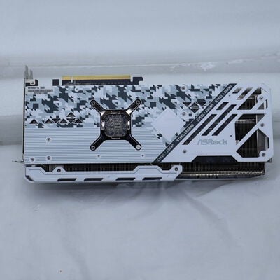 【通販センター】中古  ASRock RX7800XT SL 16GO(RX7800XT Steel Legend OC) 3470003924 