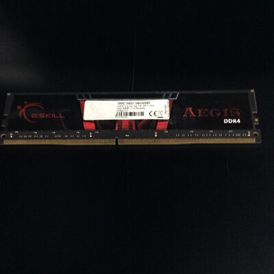【座間相武台】中古  PC4-24000 8GB デスクトップ用 128475 