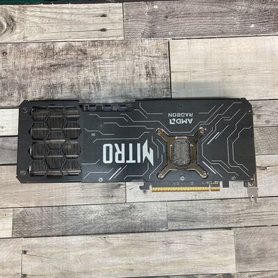 【広島店】中古  Acer Nitro Radeon AN-RX9070XT-OCC (RX9070XT 16GB) 188985 