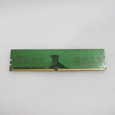 【通販センター】中古  PC4-21300 8GB デスクトップ用(DDR4-2666) 126165 