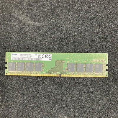 【大須店】中古  Samsung M378A2G43CB3-CWE(DDR4 PC4-25600 16GB) 1460023171 