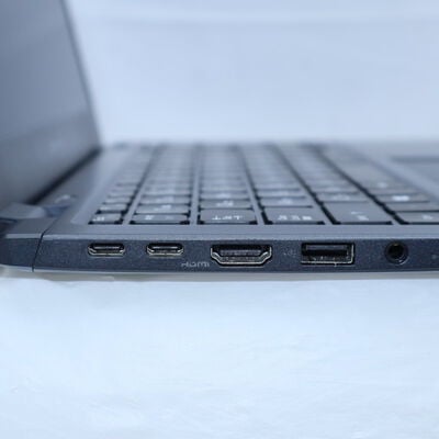 【通販センター】中古  【ジャンク品/保証無/返品質問不可】dynabook G83/HU A6G9HUFAD525 (Intel Core i5 1135G7 2.40GHz/16GB/SSD256GB/-/オンボード/13.3/1920x1080/GbE/Wi-Fi/WEBCAM/OSなし) 193736 