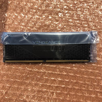 【宮崎恒久店】中古  PC4-25600 32GB デスクトップ用 143224 