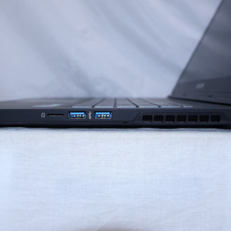 中古 THIRDWAVE raytrek R7-ZF(Intel Core i9 12900H/32GB DDR5 (PC5