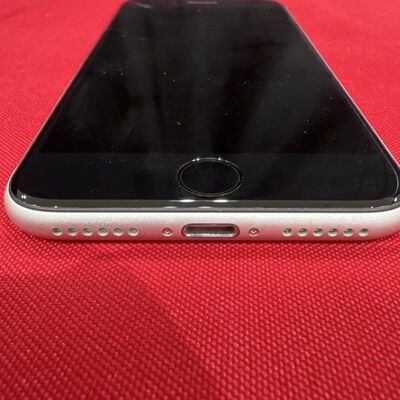 【静岡東瀬名店】中古  【au】Apple iPhoneSE 4.7インチ (第2世代/2020) 64GB (ホワイト) MHGQ3J/A 新パッケージ版 146172 