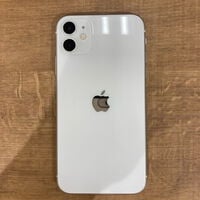中古  【docomo】 Apple iPhone11 64GB (ホワイト) MHDC3J/A 新パッケージ版 146100 