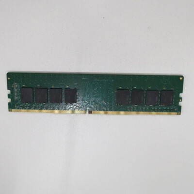 【通販センター】中古  PC4-21300 16GB デスクトップ用(DDR4-2666) 135638 