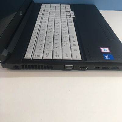 【博多店】中古  Fujitsu LIFEBOOK A5513/RX (Core 5 120U/16GB/SSD256GB/Mt/-/WLAN/15.6HD/W11P64/-) 3240008999 