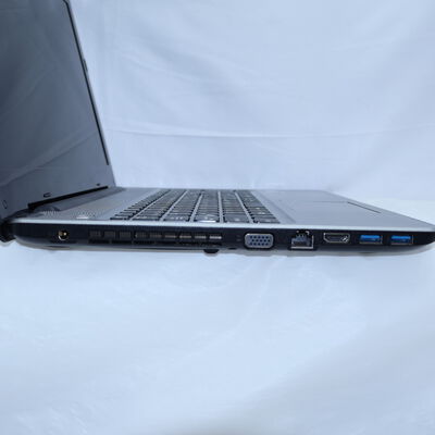 【通販センター】中古  【ジャンク品/保証無/返品質問不可】THIRDWAVE Critea DX-K (Core i3-7100U/16GB/オンボード) 202866 