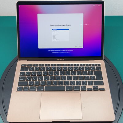 【佐賀南部バイパス店】中古  MacBook Air 13インチ　M1(CPU:8C/GPU:7C)8GB/256GB ゴールド　MGND3J/A  5250001804 