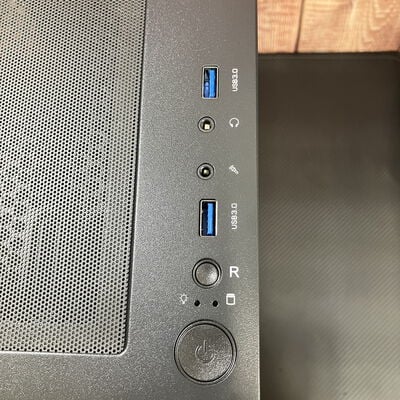 【富士青葉店】中古  Thermaltake CA-1X2-00M1WN-00(S200 TG ATX BK) 5070001138 