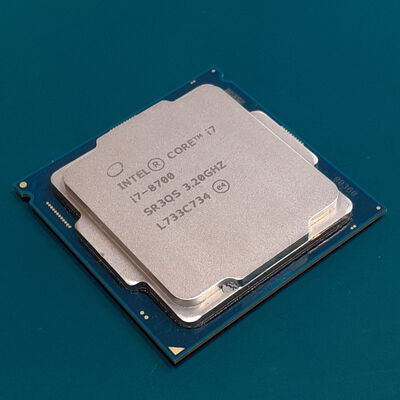 【鹿児島店】中古  INTEL Core i7 8700 (1151/3.20GHz/12M/C6/T12) 136198 
