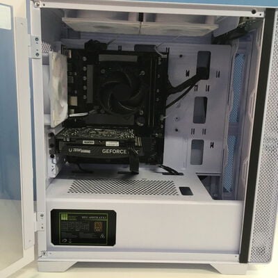 【博多店】中古  LEVEL-M17M-147F-RL1XM-WHITE (i7 14700F/16GB/SSD512GB/RTX4060/W11H) 3310006574 