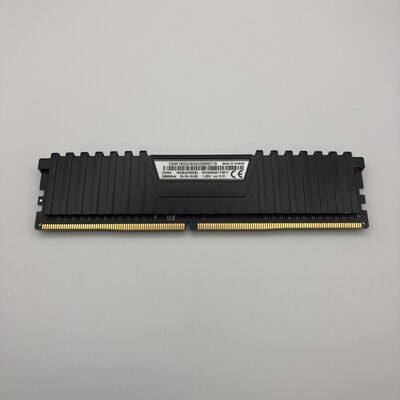 【秋葉原本店】中古  PC4-21300 8GB デスクトップ用 126165 