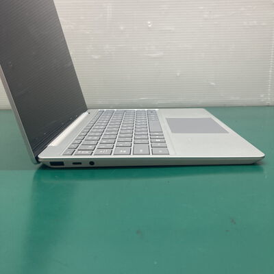 【浦添城間店(沖縄)】中古  Apple Macbook Pro 2018 （13.3インチ/Core i5 2.3GHｚ/16GB/256GB/スペースグレイ） MR9Q2J/A 3180005932 