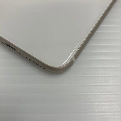 【秋葉原本店】中古  【国内版SIMフリー】Apple iPhoneSE 4.7インチ (第3世代) 256GB (スターライト) MMYK3J/A 154867 