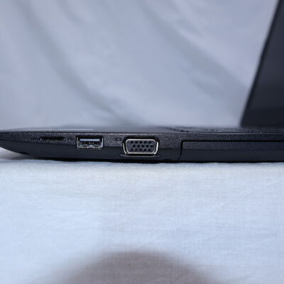 【通販センター】中古  【ジャンク品/保証無/返品質問不可】Dell Vostro 3590(Intel Core i3 10110U/8GB DDR4 (PC4)/HDD1TB/DVDマルチ/オンボード/15.6/1920x1080/Wi-Fi/Windows 11 Home 64bit) 191564 