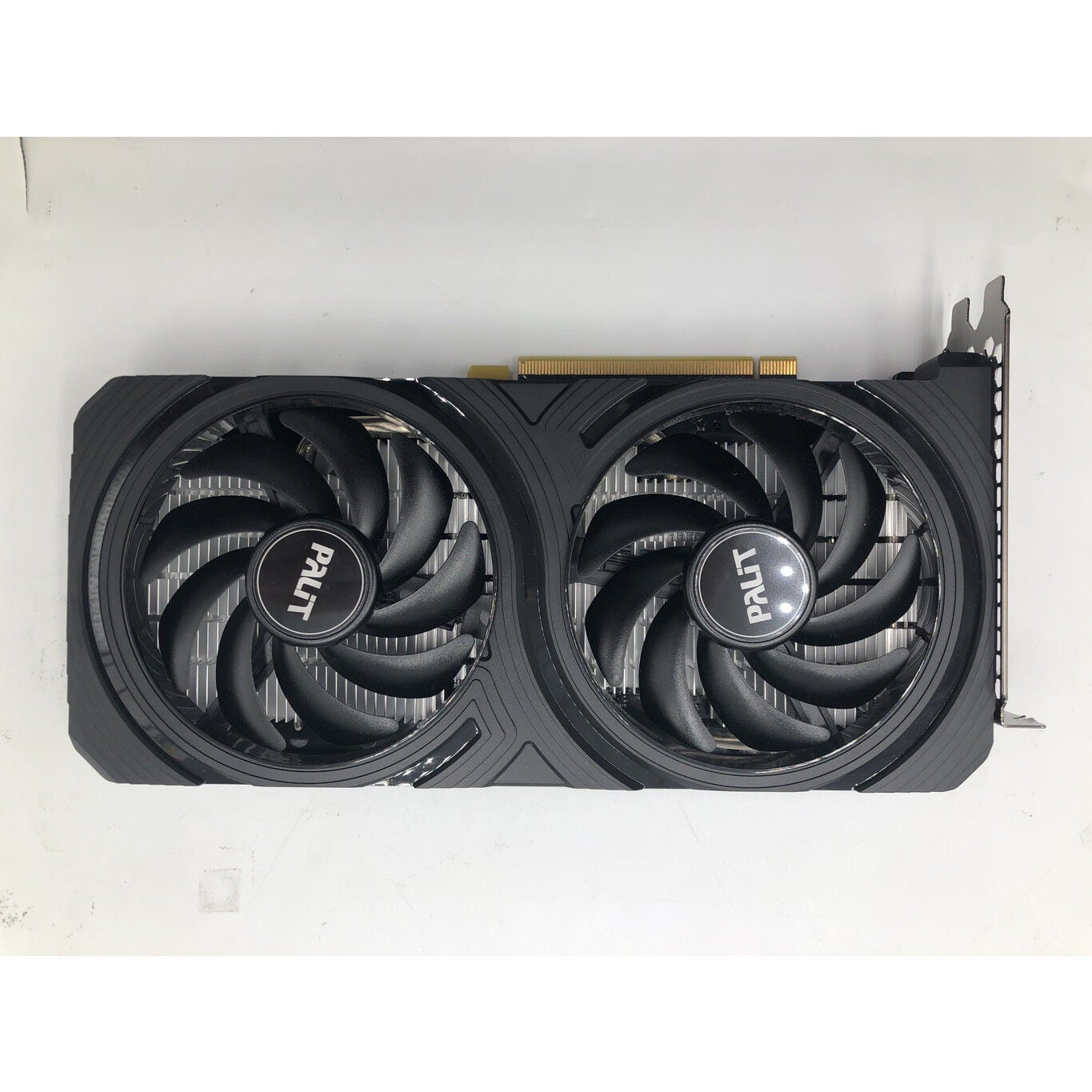 中古 Palit NE64060019P1-1070L(RTX4060 8G Infinity 2) 175580