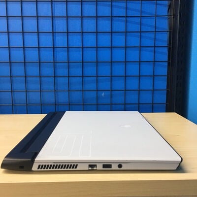【博多店】中古  Alienware m15 R3(i7-10875H/32GB/SSD1TB+1TB/RTX2070 SUPER/W11P) 3310005864