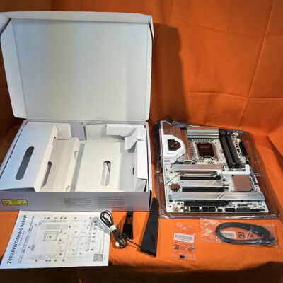 【なんば店】中古  ASUS Z890 AYW GAMING WIFI W (Z890 1851 ATX DDR5) 172181 