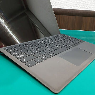 【鹿児島店】中古  Suｒfece　Ｐｒｏ6(i5-8350U/8GB/SSD128GB/W11P) 4700001126 