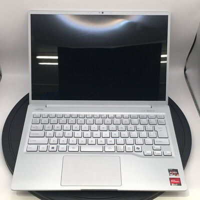【佐賀南部バイパス店】中古  FUJITSU LIFEBOOK FMVM55J3S(Ryzen 5 7520U/16GB/SSD256GB/オンボード/14/1920x1200/W11H) 5250001162 