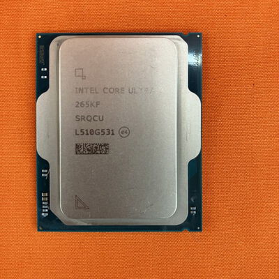 【なんば店】中古  INTEL Core Ultra 7 265KF (1851/3.9G/30M/C20/T20) 