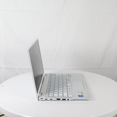 【通販センター】中古  Fujitsu LIFEBOOK UHシリーズ UH09/E3 FMVU9E3WD1(Intel Core i7 1165G7/8GB DDR4 (PC4)/SSD1TB/なし/オンボード/13.3/1920x1080/Wi-Fi/W11H64 MAR) 199573 