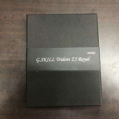 【福山ココローズ店】中古  16GB 2枚組(合計32GB) PC5-51200/DDR5-6400 デスクトップ用 190885 
