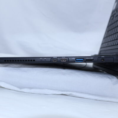 【通販センター】中古  Fujitsu ARROWS Tab Q738/SB FARQ19001(Intel Core i5 8350U/8GB DDR3 (PC3)/SSD128GB/なし/オンボード/13.3/1920x1080/Wi-Fi/W11H64 MAR) 201756 