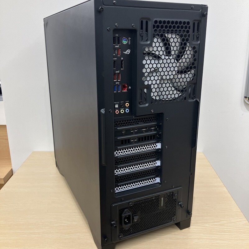 中古 自作PC(i7 9700K/32GB/SSD500GB/HDD2TB/RTX2060 SUPER/W10H