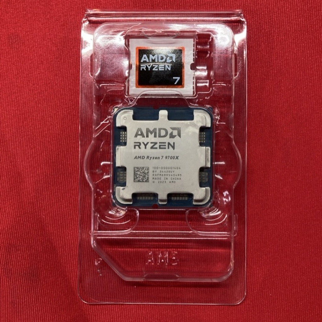 中古 AMD Ryzen 7 9700X (AM5/3.8GHz/40M/C8/T16/65W) 169022