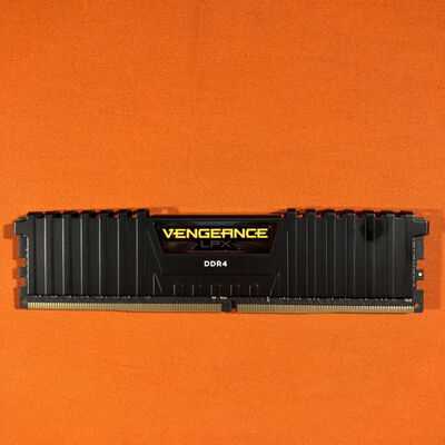 【なんば店】中古  PC4-25600 16GB デスクトップ用 140728 