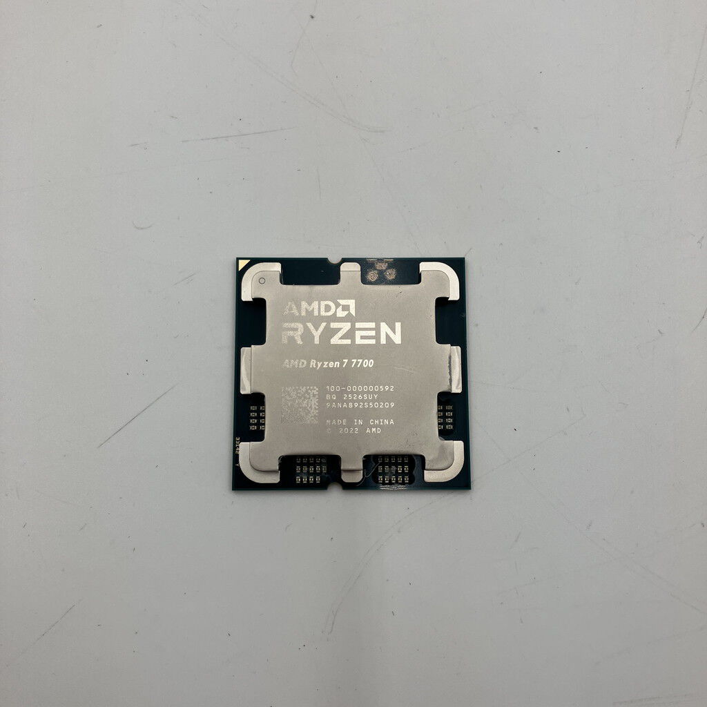 中古 AMD Ryzen 7 7700 BOX (AM5/3.8GHz/40M/C8/T16/65W) 3280023837